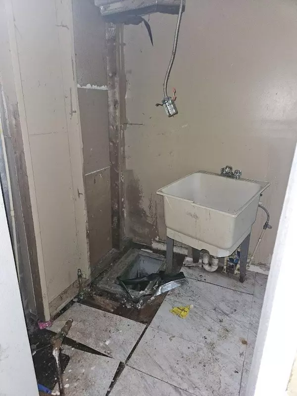 Flint, MI 48503,1851 Seymour AVE