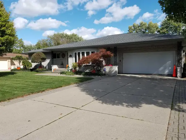 31620 Cyril, Fraser, MI 48026