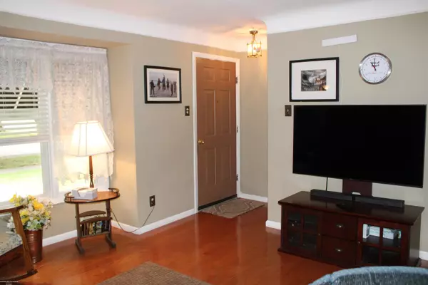 Redford, MI 48240,16978 Norborne