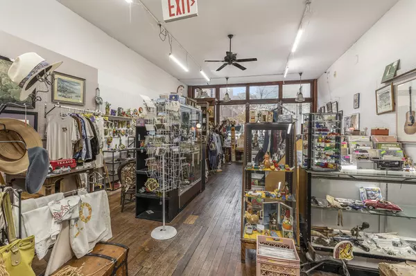 Kalamazoo, MI 49007,100 N Edwards ST