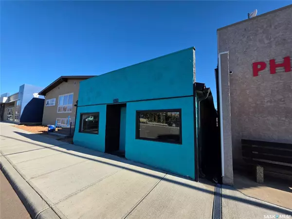 Macklin, SK S0L 2C0,4803 Herald STREET