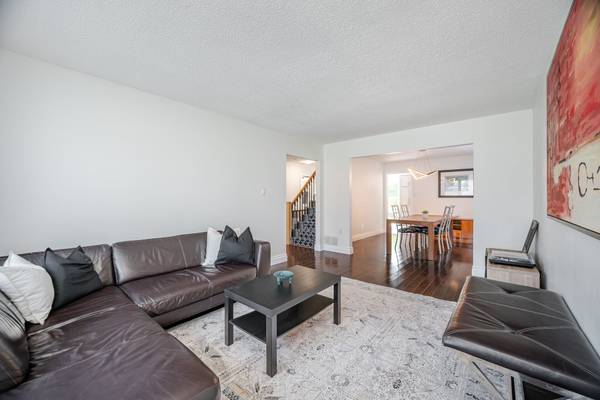 Milton, ON L9T 4J2,796 Childs DR