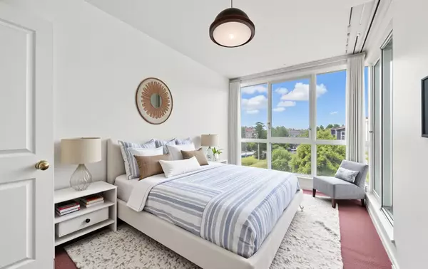 Ajax, ON L1S 7K3,45 Cumberland LN #311