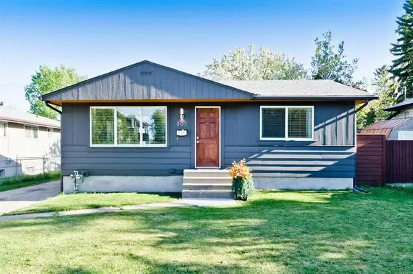 805 67 AVE SW, Calgary, AB T2V 0M6