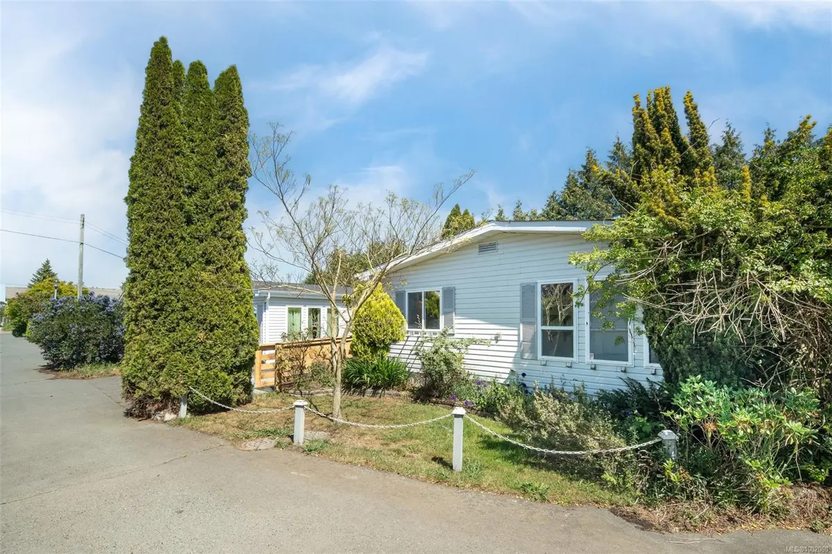 View Royal, BC V9A 7A6,1581 Middle Rd #7