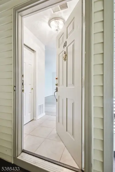 40 Commonwealth Dr #40, Bernards Twp., NJ 07920