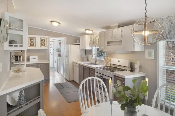 Fort Gratiot, MI 48059,127 Hidden Springs