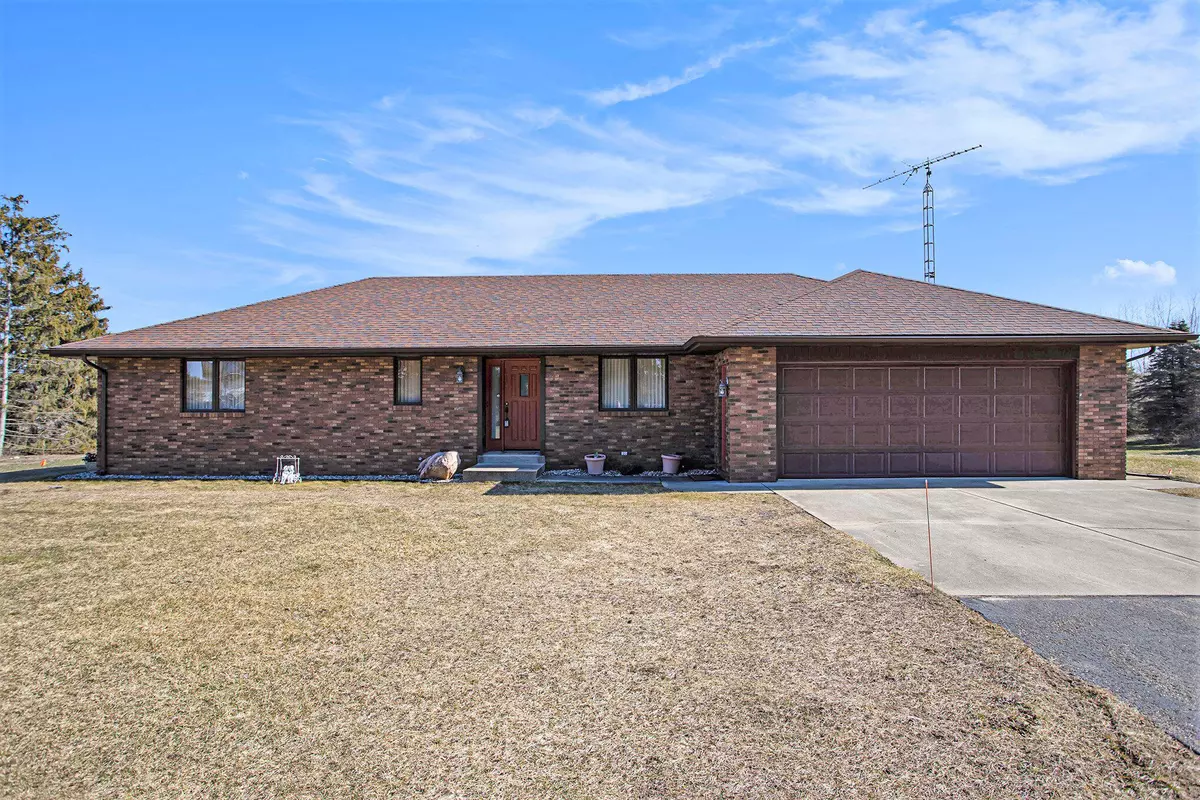 Paw Paw, MI 49079,41615 M-43