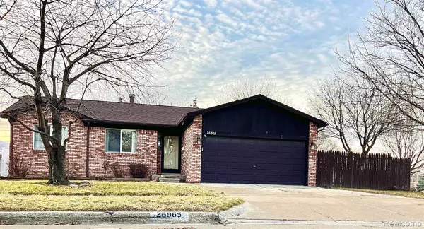 26965 KELSEY DR, Warren, MI 48091