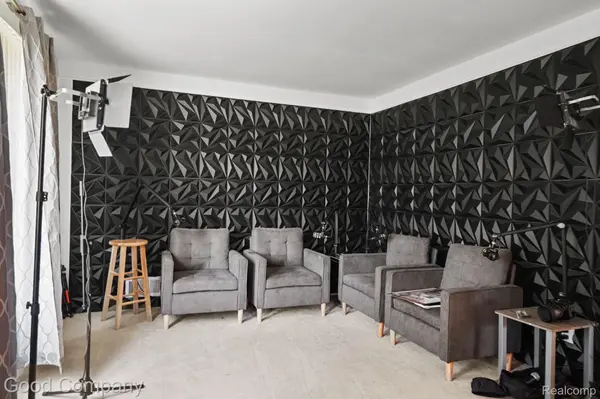 Dearborn Heights, MI 48125,3994 MERRICK ST