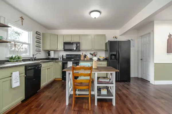 Paw Paw, MI 49079,615 E Berrien ST