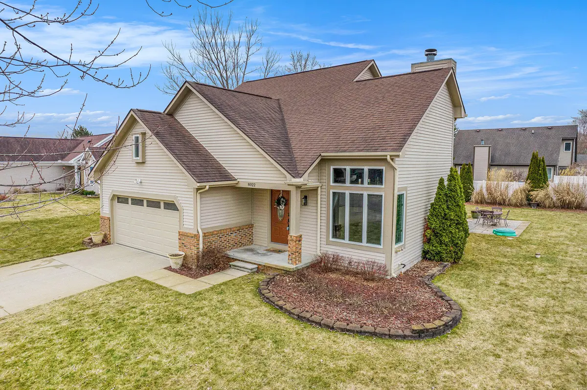 Goodrich Vlg, MI 48438,8022 Fox Hollow Dr HOLW