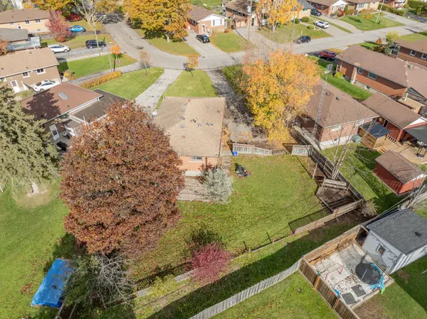 Clarington, ON L1C 2E5,23 Sunset RD