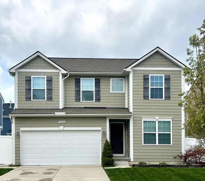 50443 Theodore LN, Chesterfield Twp, MI 48051