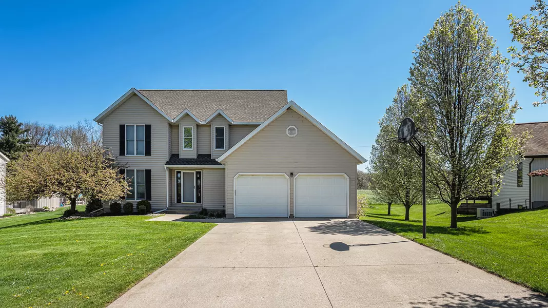 67575 Marian TRL, Sturgis, MI 49091