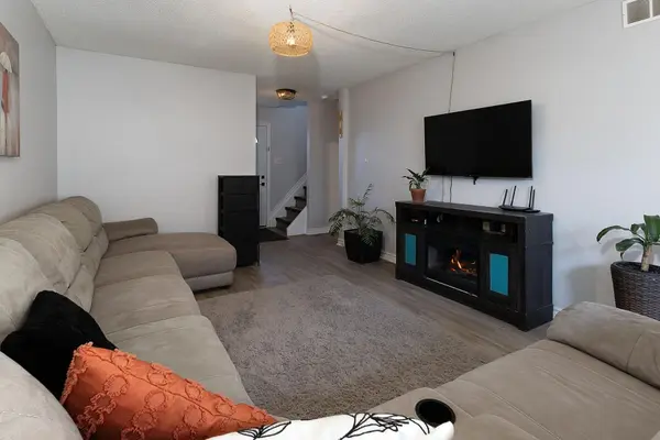 London South, ON N6E 1V7,881 Southdale RD E #0