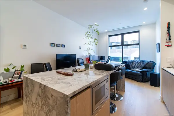 Victoria, BC V8W 0G5,888 Government St #302