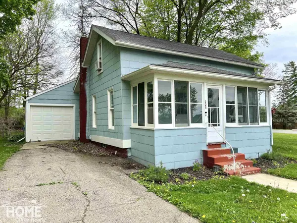 205 S Ann, Fowlerville, MI 48836