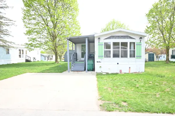 81 Cherry CT, Muskegon, MI 49445