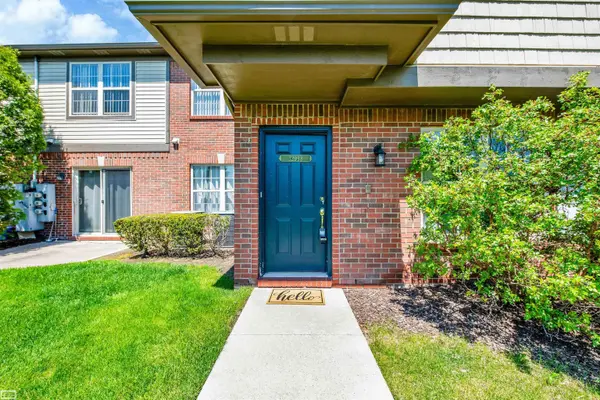 Chesterfield Twp, MI 48047,32998 Redstone