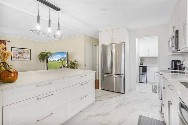 Davie, FL 33324,1830 SW 83rd Ave