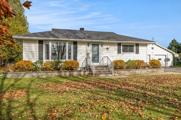 Elizabethtown-kitley, ON K0E 1H0,177 County Road 29 RD