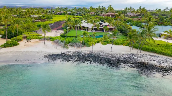 68-1029 PAUOA WAY, Kamuela, HI 96743