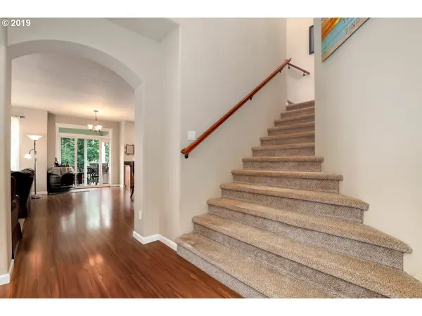 Estacada, OR 97023,1770 NE GARDINER DR