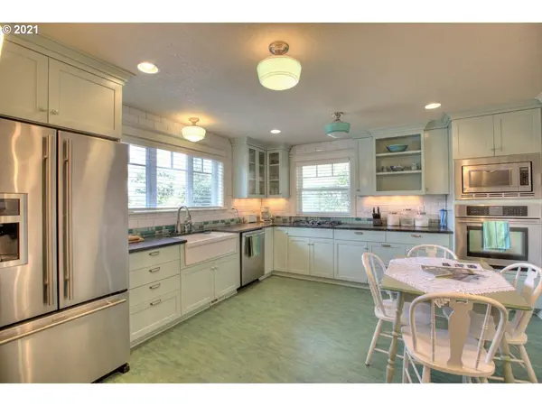 360 S PACIFIC ST, Rockaway Beach, OR 97136