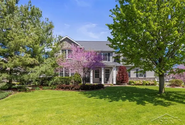 6896 Dunburton,  Saginaw,  MI 48603