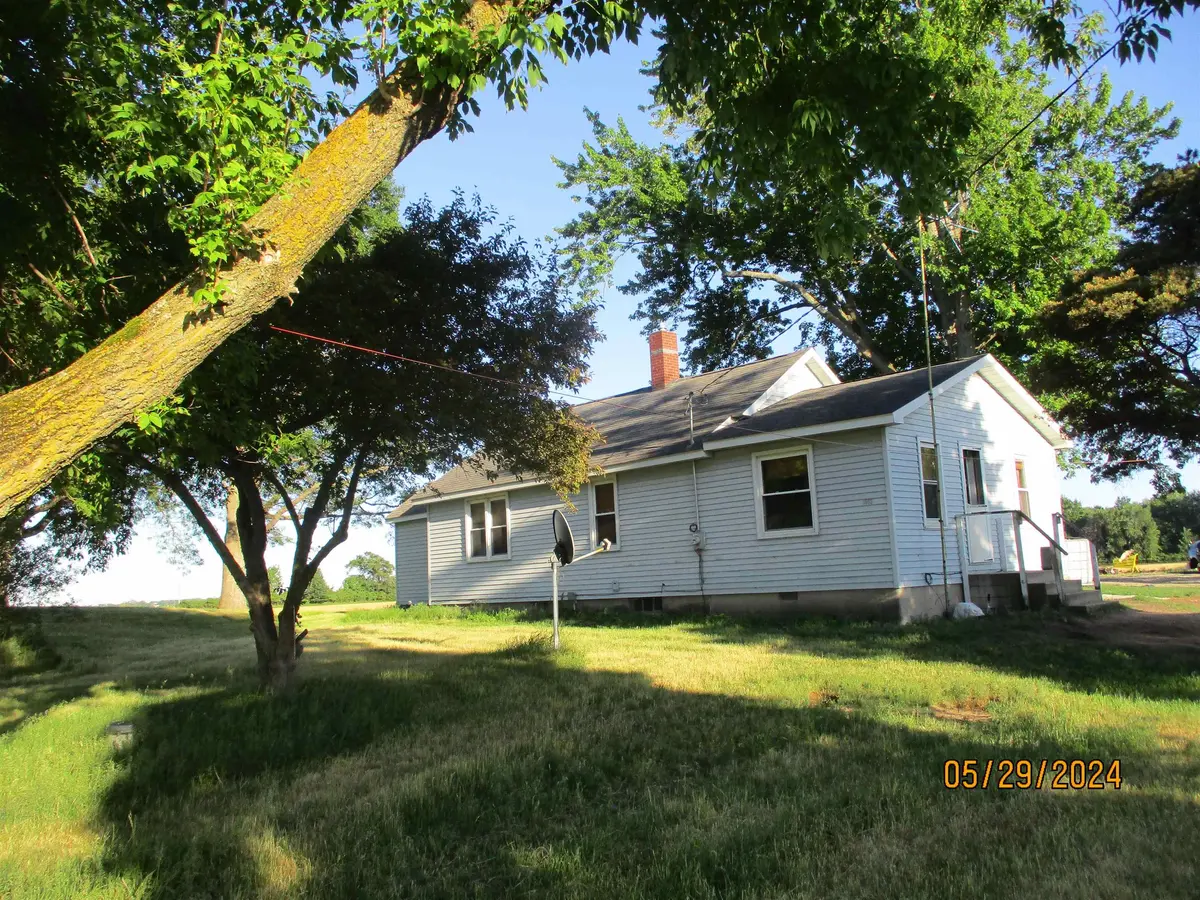 3865 Loomis RD, Akron Twp, MI 48767