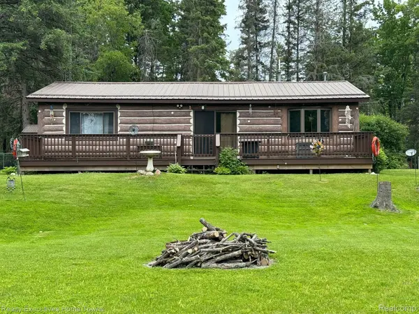 2694 BIRCH DR, Mentor Twp, MI 48647