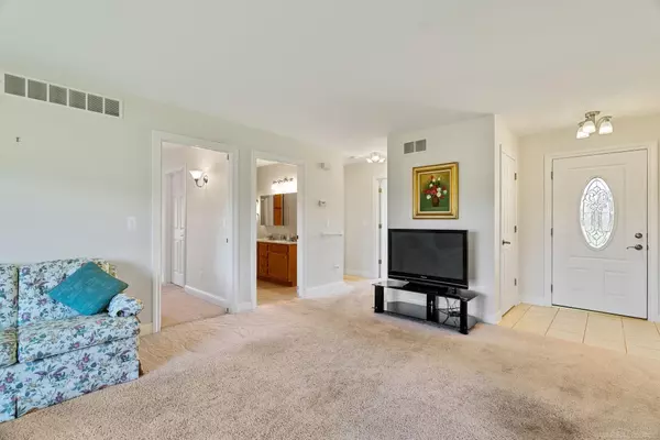 Avoca, MI 48006,9850 Yale RD