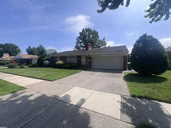 Eastpointe, MI 48021,23096 Raven AVE