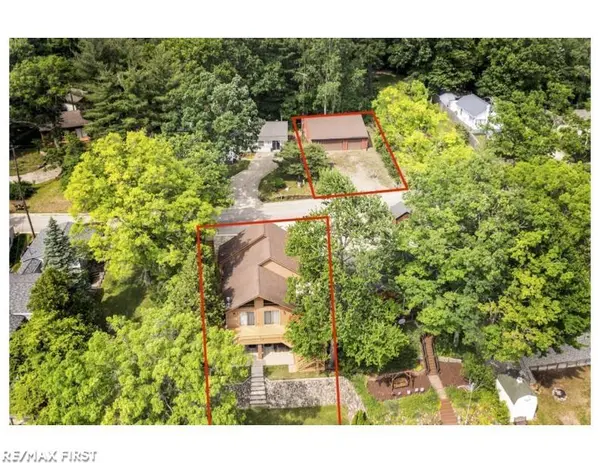 Columbiaville, MI 48421,1155 Lakeshore DR