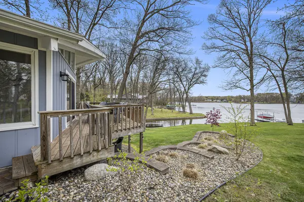 Sturgis, MI 49091,61850 Bayshore DR