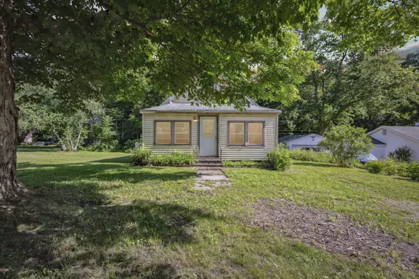 Buchanan, MI 49107,415 Arctic ST