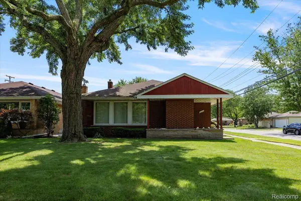 Harper Woods, MI 48225,20202 VAN ANTWERP ST