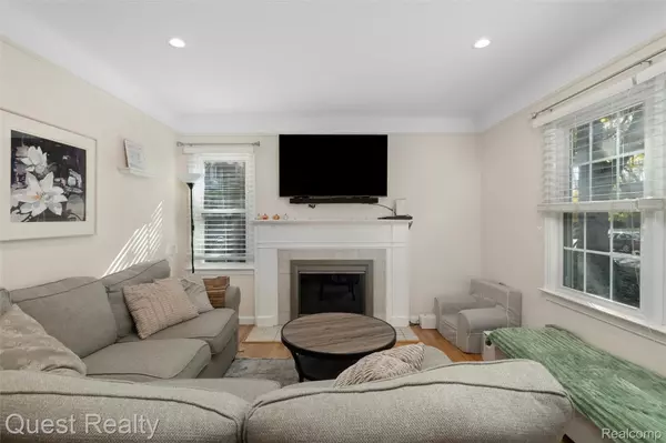 Royal Oak, MI 48067,1714 W Farnum AVE