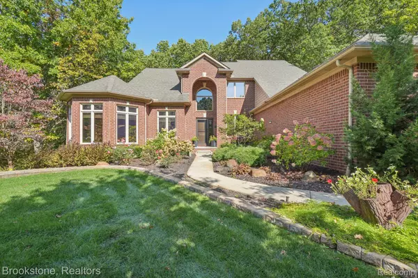 Clarkston, MI 48348,5947 Blackberry LN