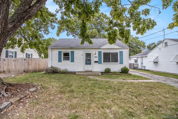 Wyoming, MI 49509,945 33rd ST SW