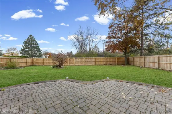 Troy, MI 48085,4879 Stoddard DR