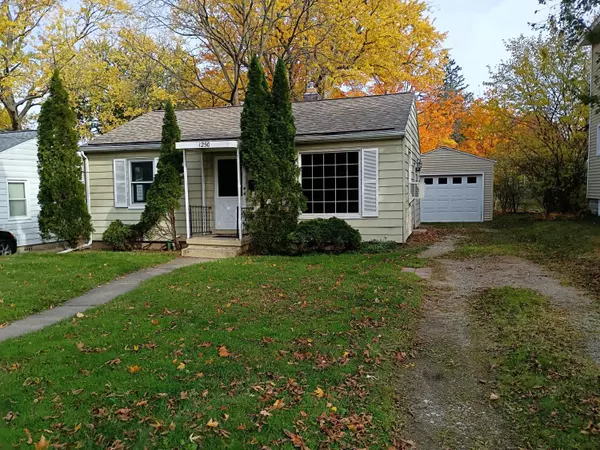 1250 Mayfield AVE NE, Grand Rapids, MI 49525