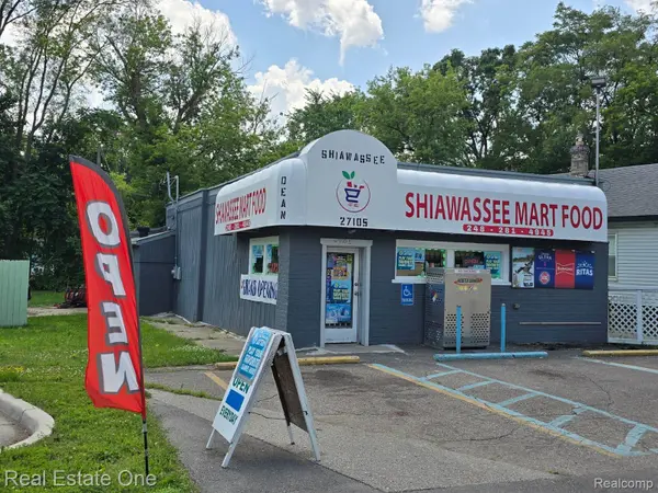 27105 Shiawassee RD, Southfield, MI 48033