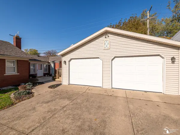 Monroe, MI 48162,3211 Parkwood ST