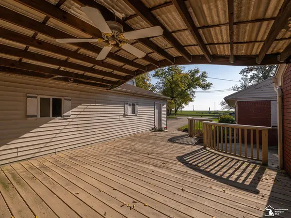 Monroe, MI 48162,3211 Parkwood ST