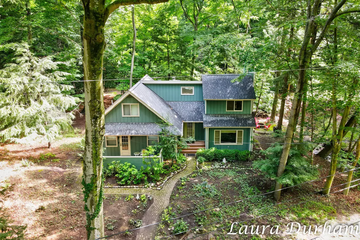 South Haven, MI 49090,7143 Maple AVE