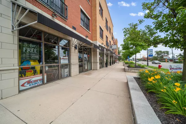 Walled Lake, MI 48390,575 N Pontiac TRL