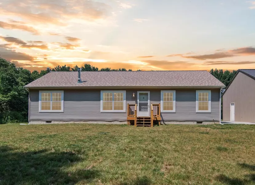 4764 Fishville RD, Grass Lake, MI 49240