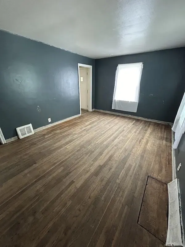 Flint, MI 48506,2301 Missouri AVE